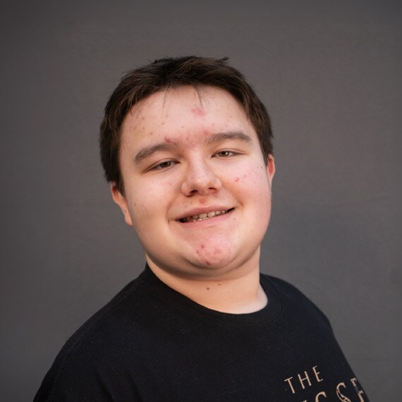 Headshot of Andy