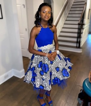 Image of Jada, a student at South Carolina Connections Academy pictured here in a blue dress. 