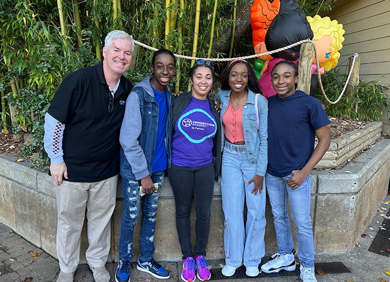 Georgia Connections Academy students and parents at the zoo