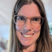 Image of Ms Shamp