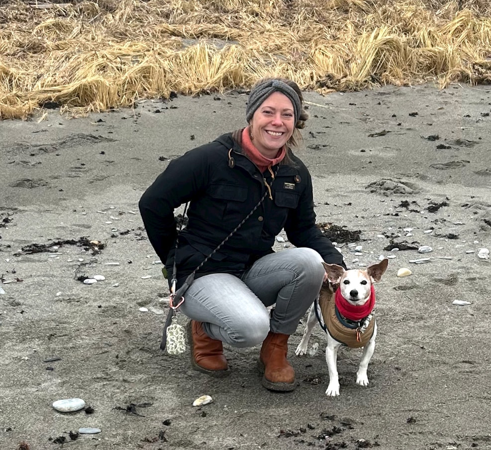 Image of Kate Nicoll and her dog