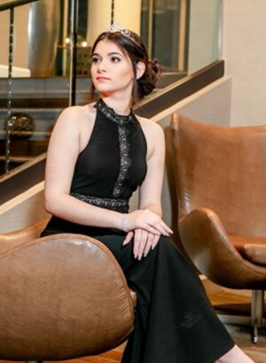 Image of Claudia Socarras who is the 2023 valedictorian of Georgia Connections Academy. 