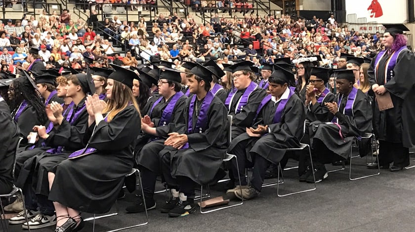 Missouri Connections Academy 25-26 graduates in caps and gowns