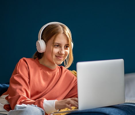 A South Carolina Bridge Connections Academy Student does work on her computer