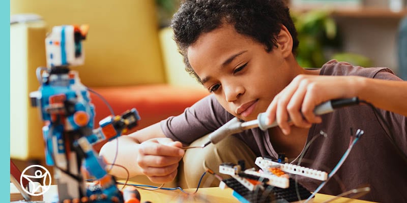 Online school student engaging in a STEM activity