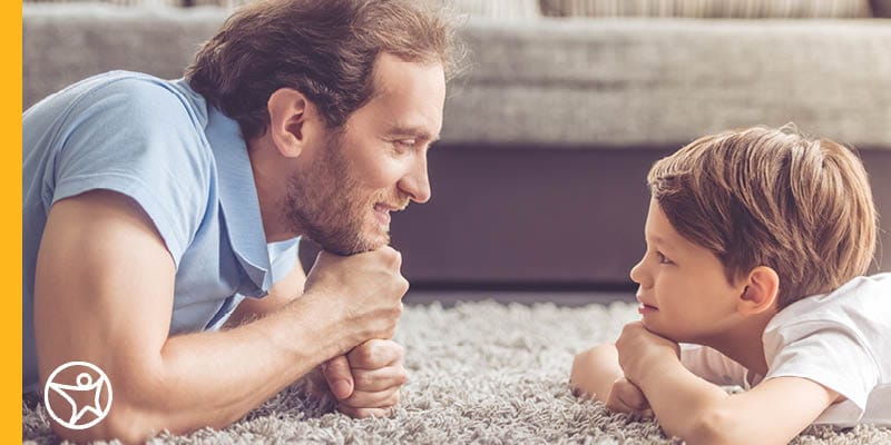 Parent helping child cope with anxiety