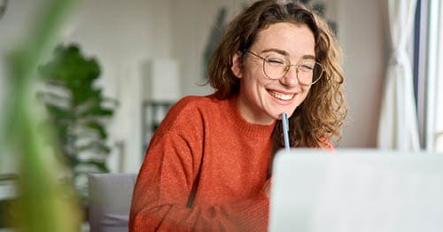 An online school student studying STEM as part of an online school curriculum.