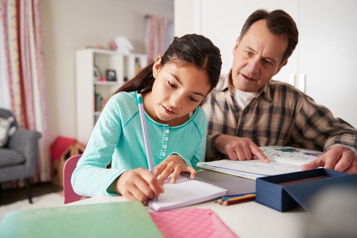 A father helps his daughter avoid test anxiety by helping her learn how to study